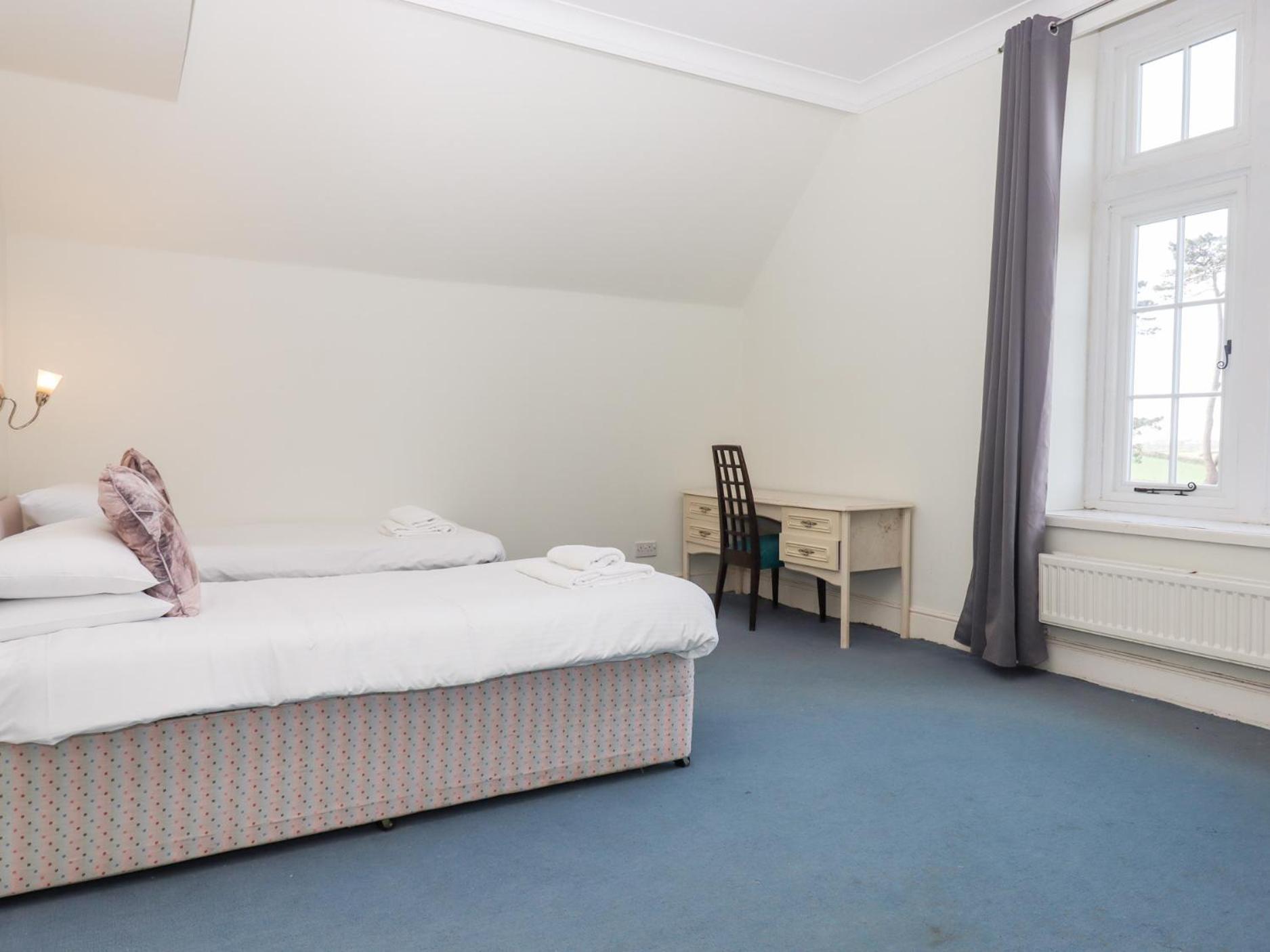 Holiday home Alston Hall Plymouth