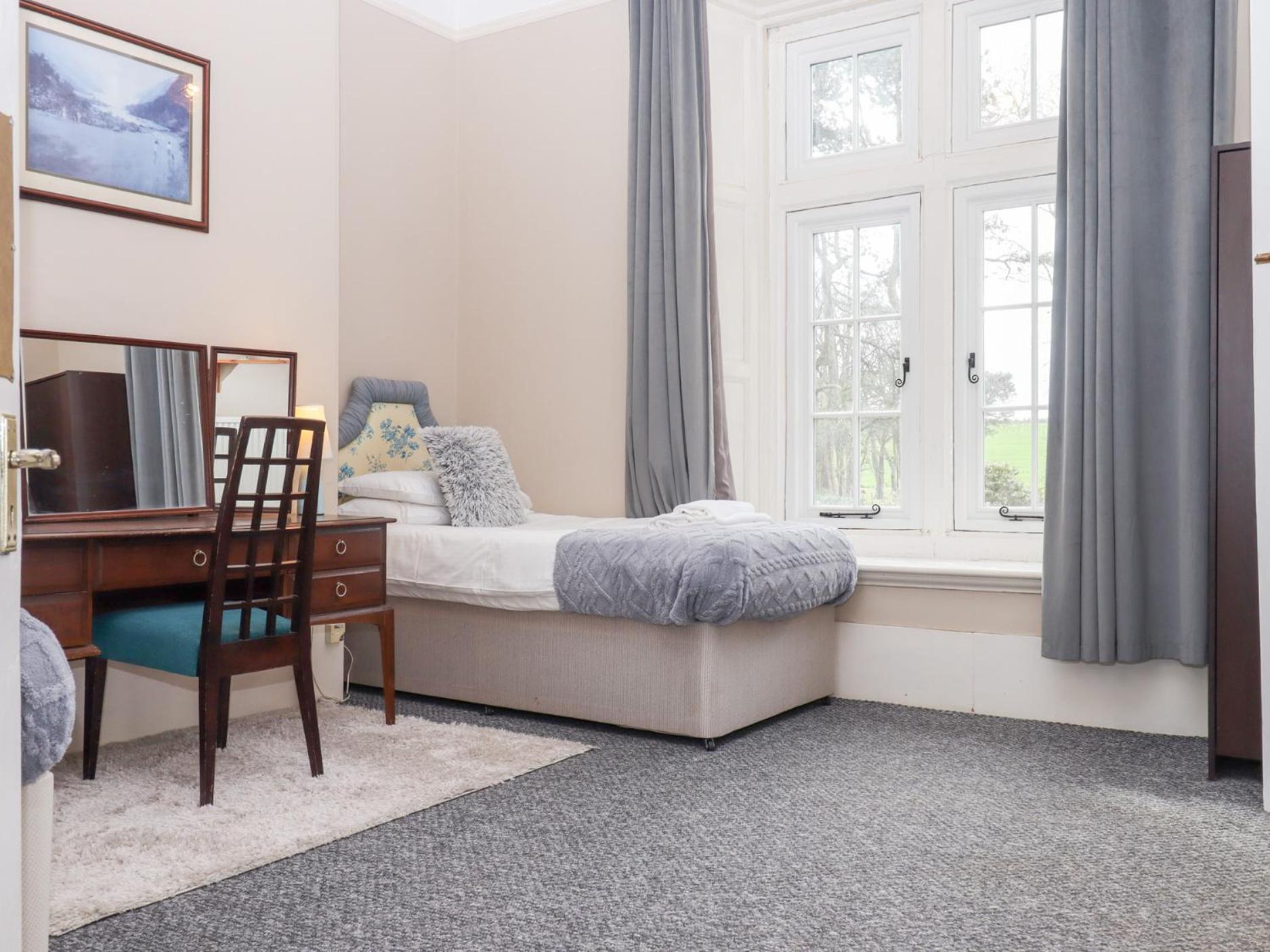 Holiday home Alston Hall Plymouth